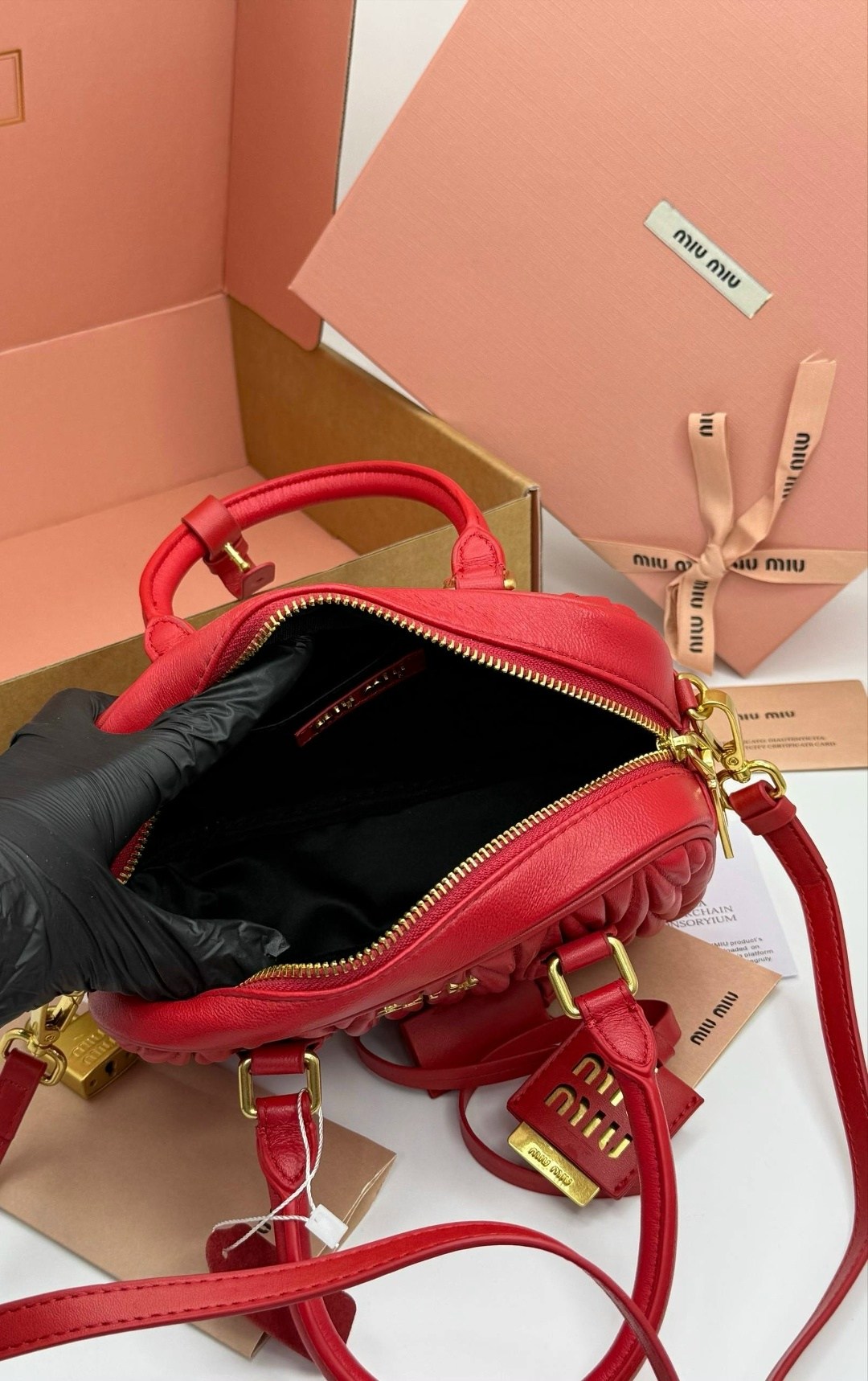 сумка miu miu,миу миу сумка,сумка,сумка от миу миу,сумки женская