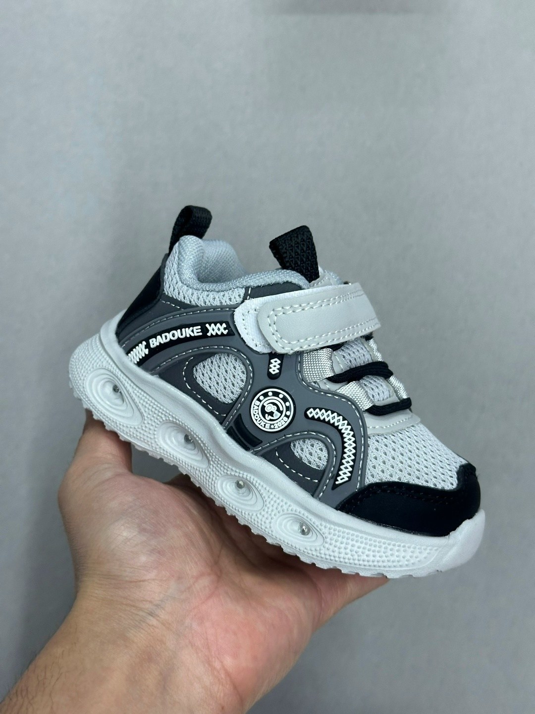 кроссовки,детские кроссовки,кроссовки мальчику,кроссовка детская,детская