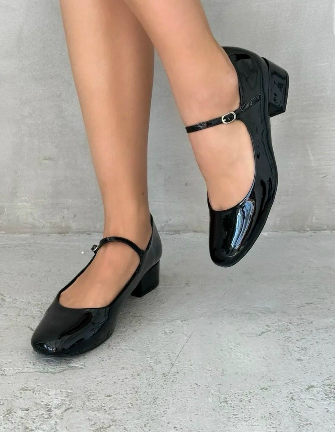 ,черные туфли женские,туфли черные,черные женские лакированные туфли на низком каблуке mary jane,туфли женские на каблуках
