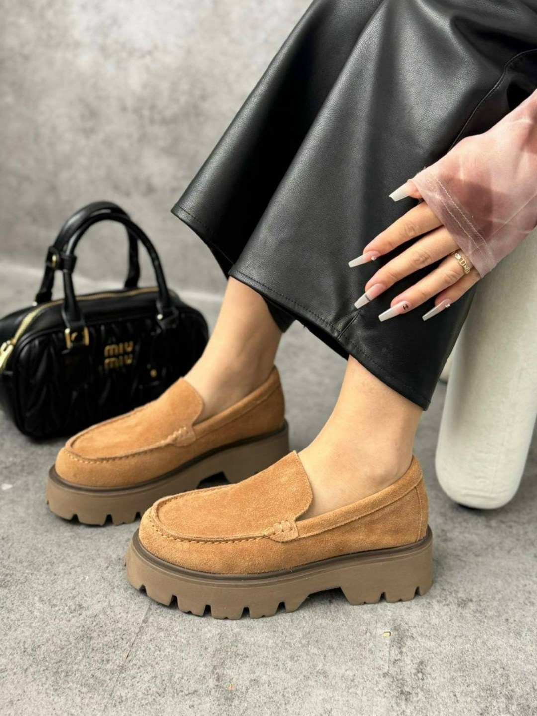 ,лоферы женские натуральная замша,лоферы замшевый,лоферы из натуральной замши,лоферы натуральная кожа туфли закрытые замшевые