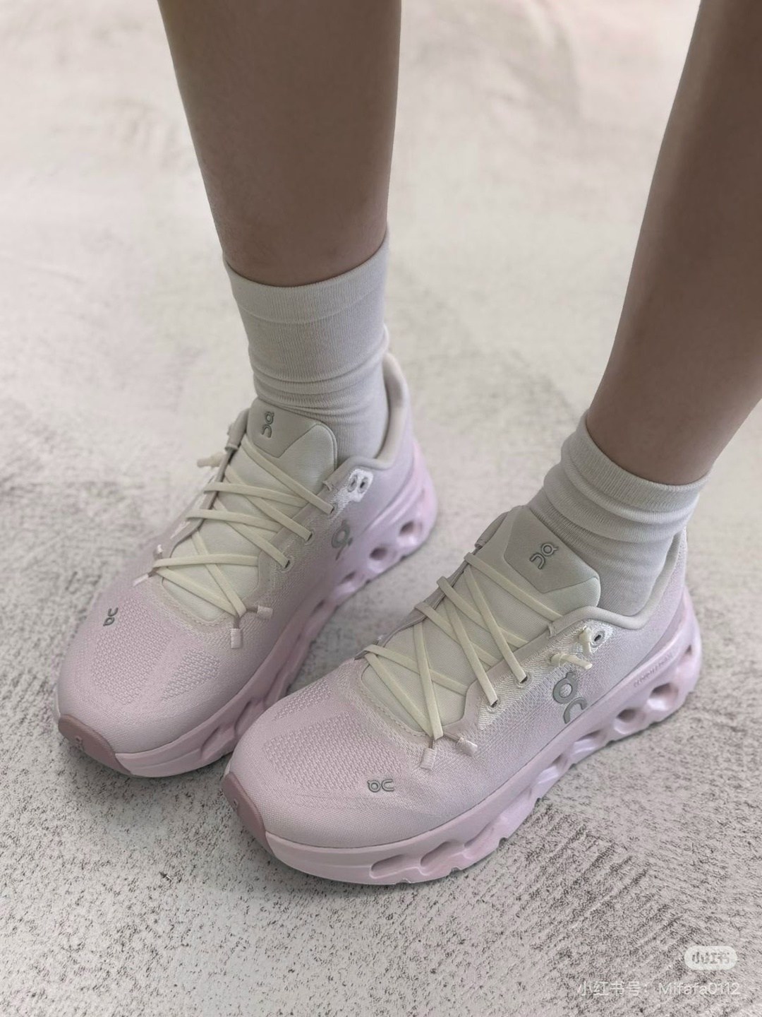 кроссовки on cloudtilt цвет sand lavender,кроссовки on cloudsurfer 2 ivory кремовый,кроссовки on cloudtilt,кроссовки on,кроссовки on cloudsurfer 2 'ivory'