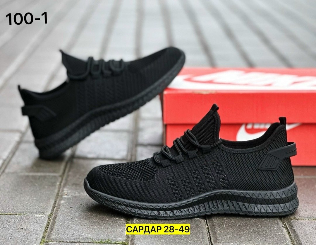 ,кроссовка мужской,кроссовки ,мужские кроссовки,черные кроссовки
