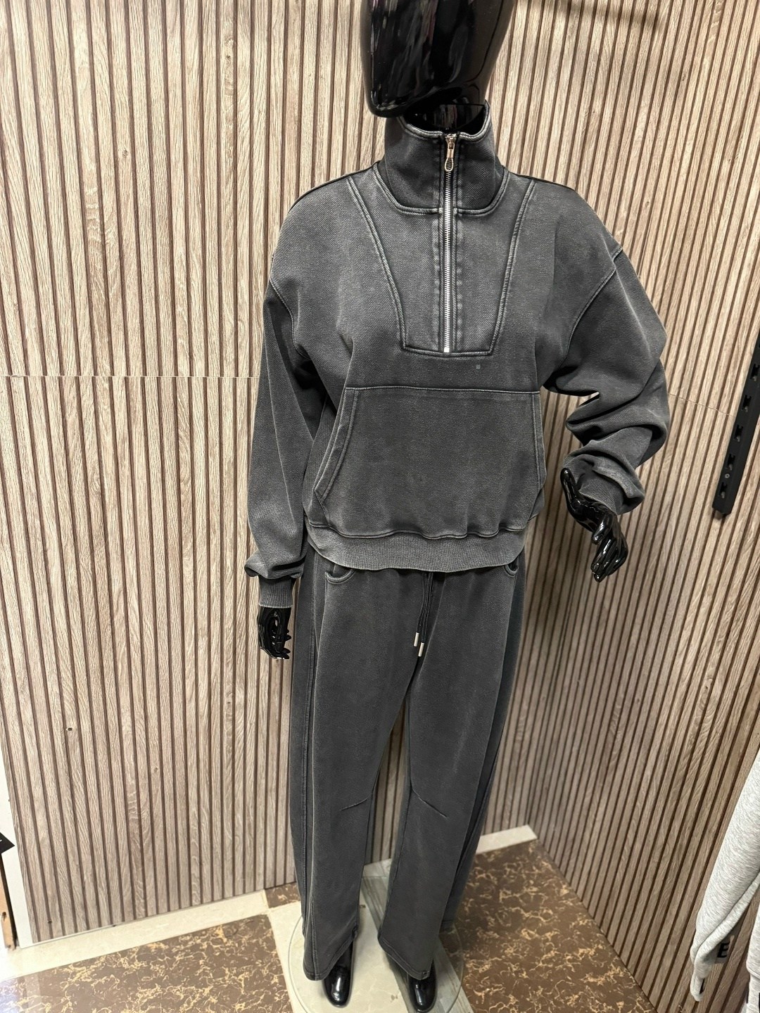 костюм спортивный,костюм на флисе,спортивный костюм женский,спортивный костюм женский на флисе,костюм спортивный велюровый