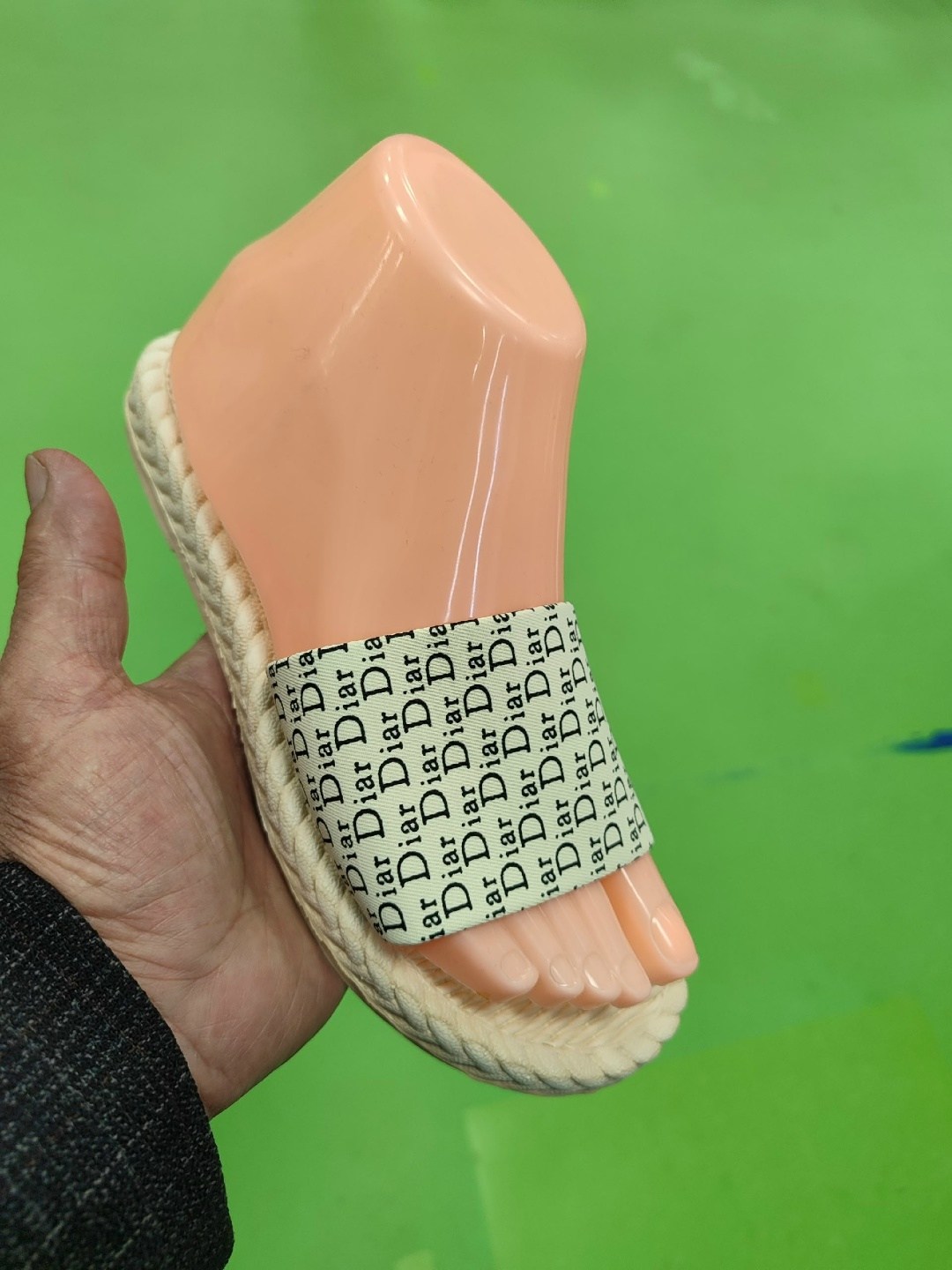 ,шлепанцы женские,женские шлепки,женские тапки, женская