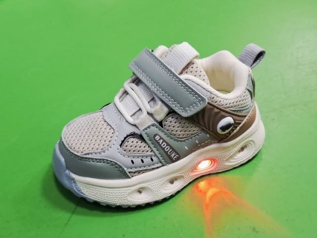 детские кроссовки,кроссовки,детская ,кроссовки мальчику,кроссовка детская