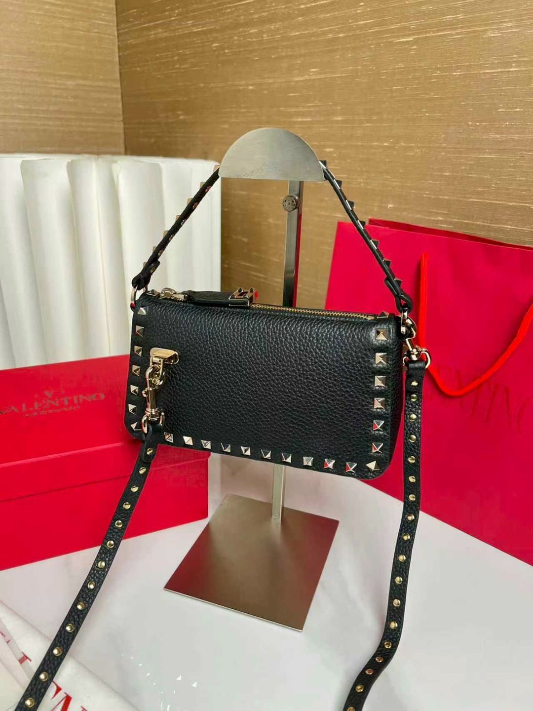 сумки valentino,модная сумка,сумка,сумки женская,сумки на плечо кросс боди