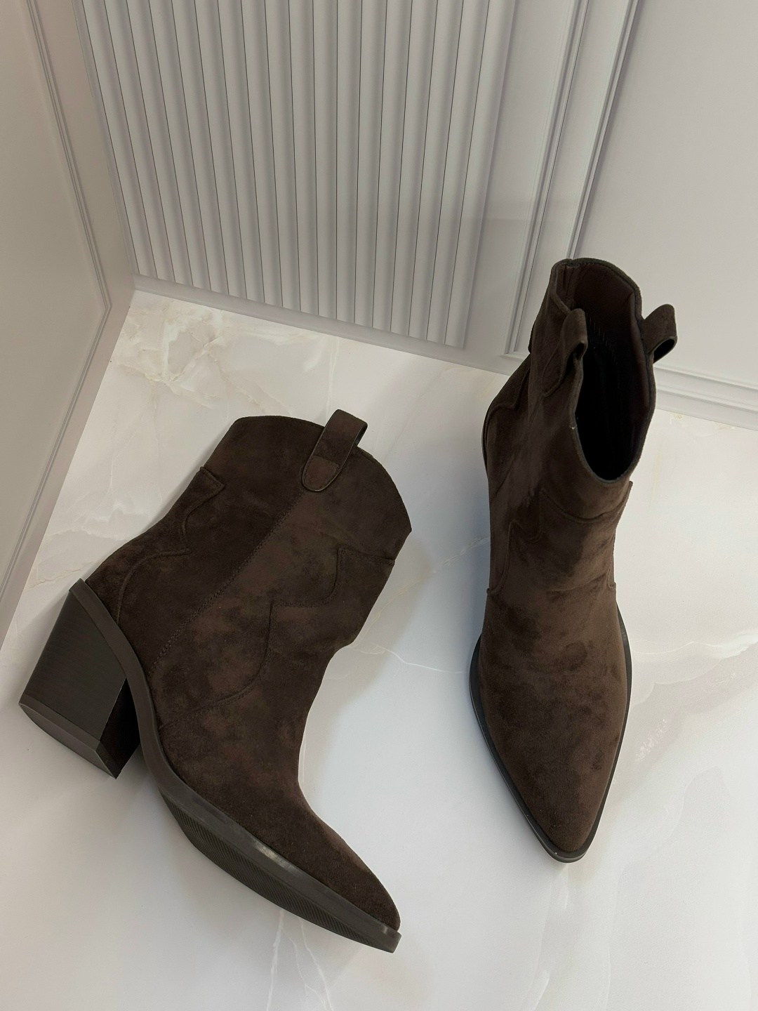 казаки демисезонные ботинки замшевые,,ботинки женские демисезонные казаки замшевые reversal,казаки демисезонные ботинки замшевые цвет коричневый,ботинки казаки демисезонные натуральная замша