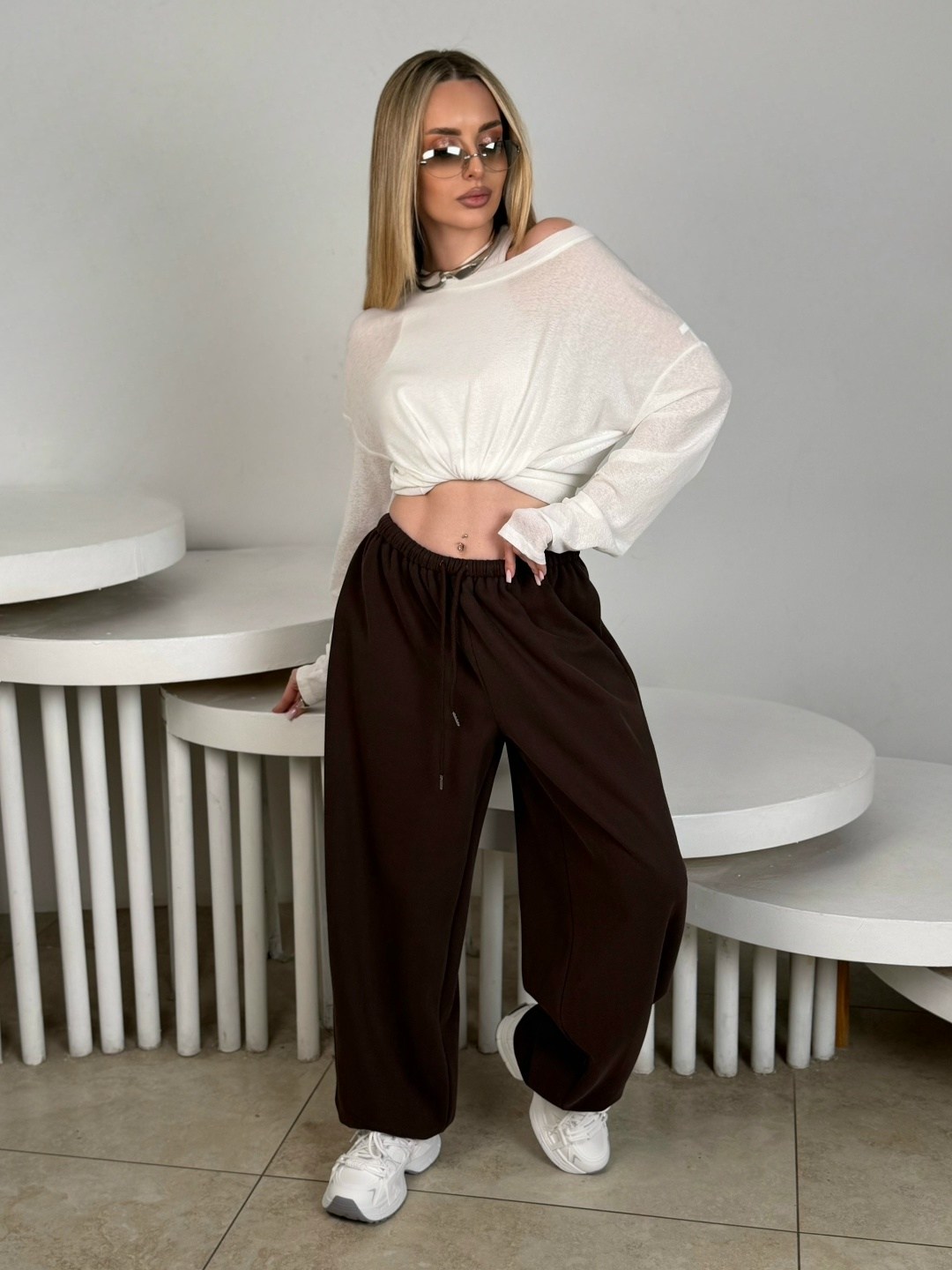 трикотажный костюм,брюки стильные,белые брюки,костюм женский,брюки палаццо