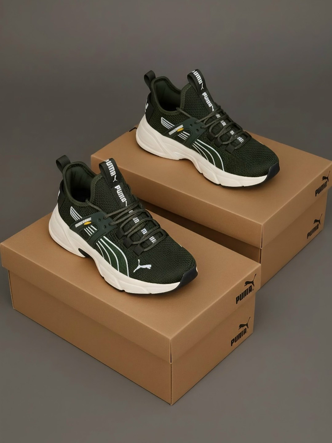 кроссовки,женские кроссовки,кроссовки для женщин,спортивная ,кроссовки модные