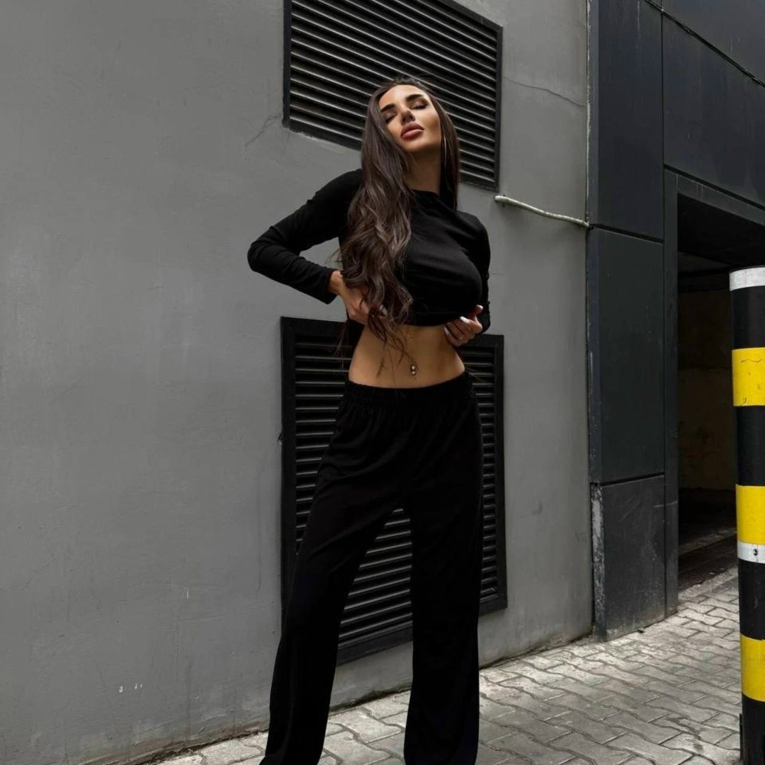 брючный костюм,спортивные штаны палаццо,штаны палаццо женские спортивные,брюки спортивные штаны палаццо romano,белый брючный костюм