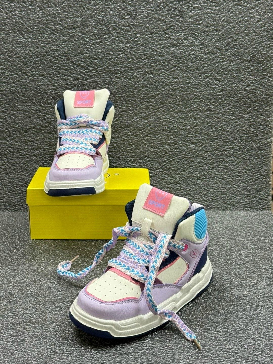 ,ботинки детские,кроссовки для детей,детские кроссовки,модели обуви