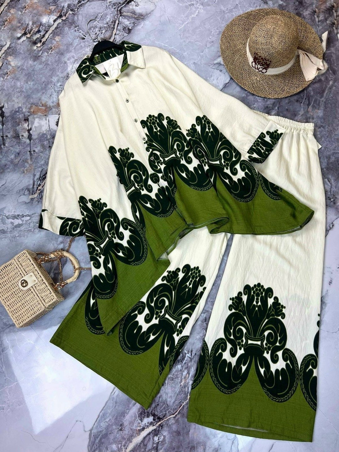 костюм с принтом,костюм женский,летние костюмы,пляжные наряды,пляжная одежда