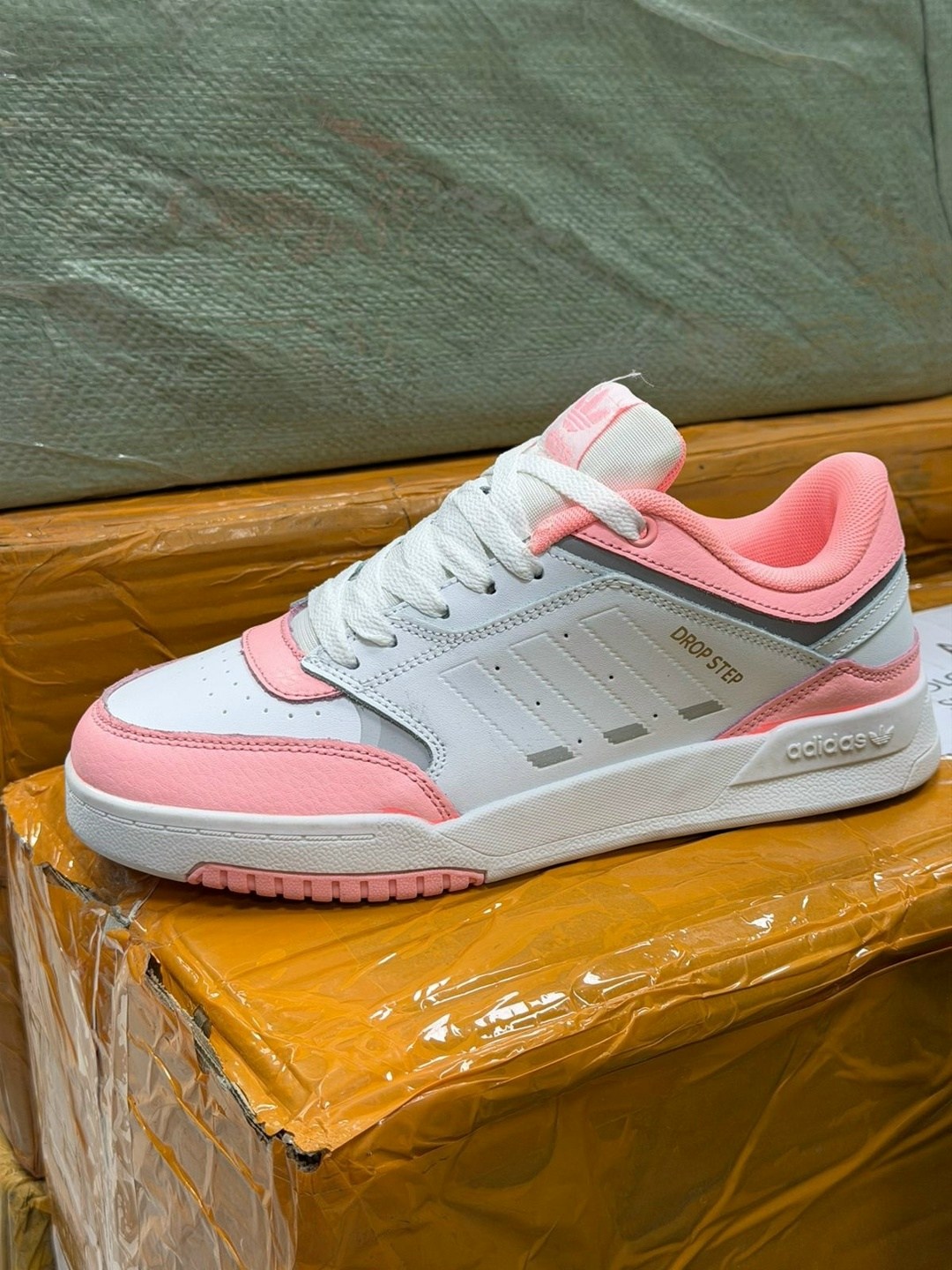 женские кроссовки adidas,adidas кроссовки,адидас кроссовки женские новая коллекция 2026,кроссовки adidas neo,кроссовки adidas neo entrap