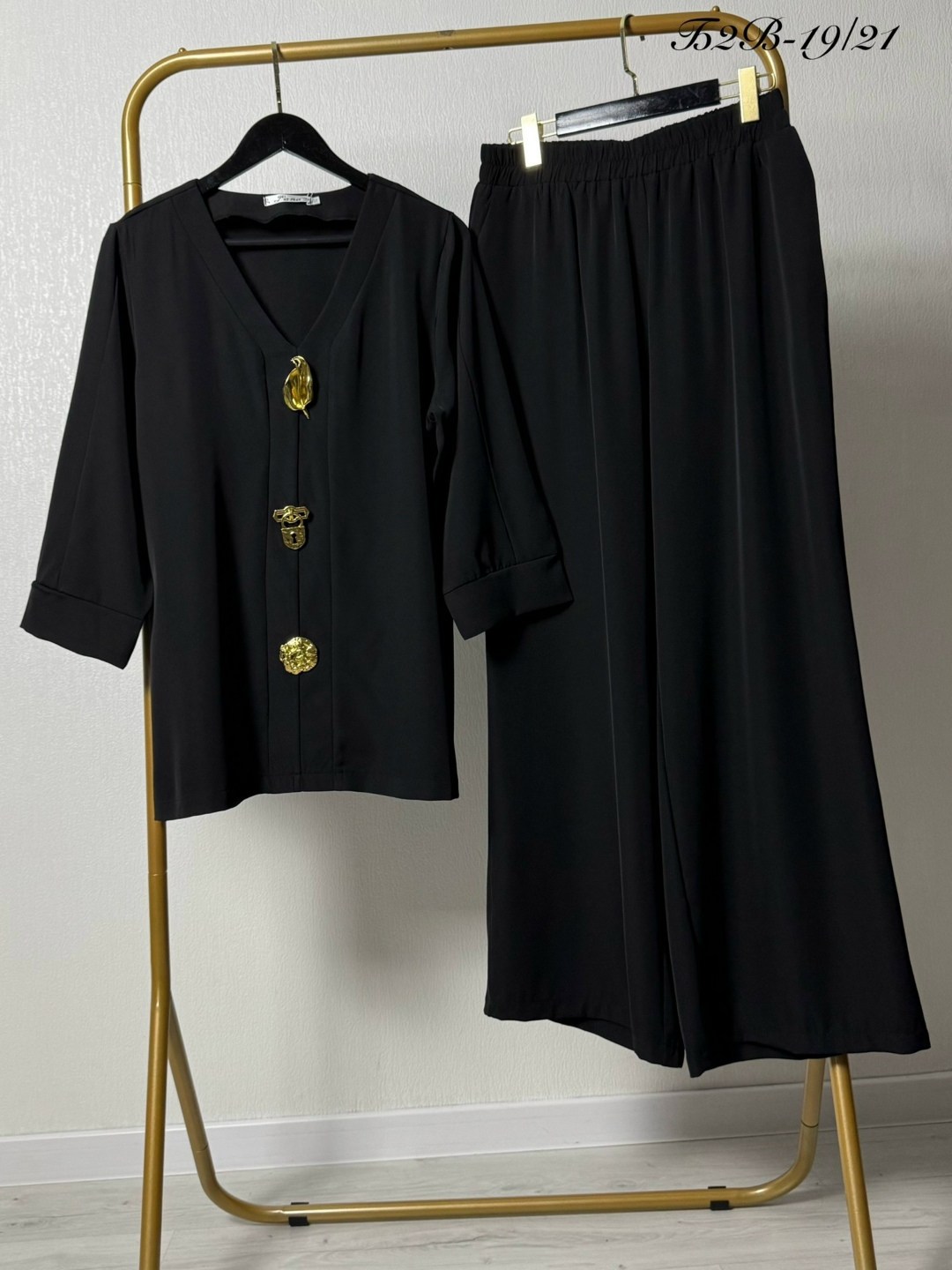 брючные женские костюмы,женский костюм,женский костюм тройка,женский костюм "двойка",костюм классический