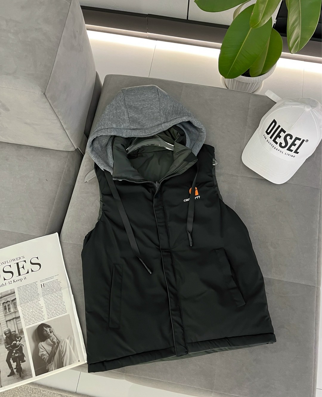 жилет с капюшоном мужской,жилет мужской,мужская жилетка,жилетка,жилетка с капюшоном