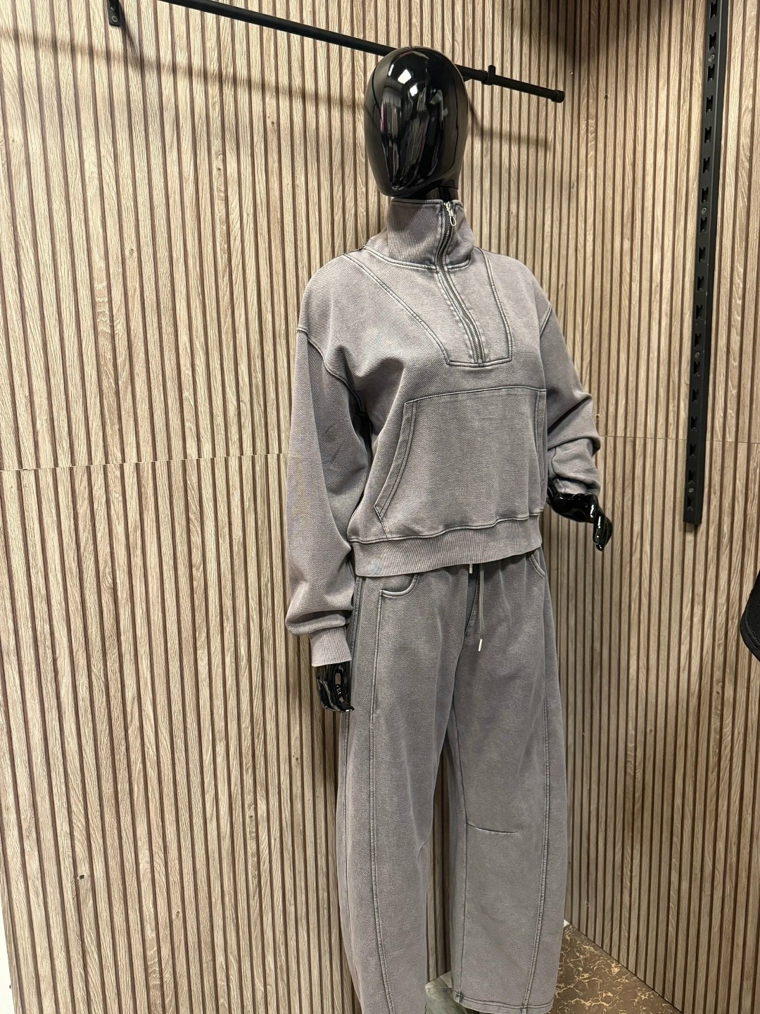 костюм спортивный,костюм на флисе,спортивный костюм женский,спортивный костюм женский на флисе,костюм спортивный велюровый