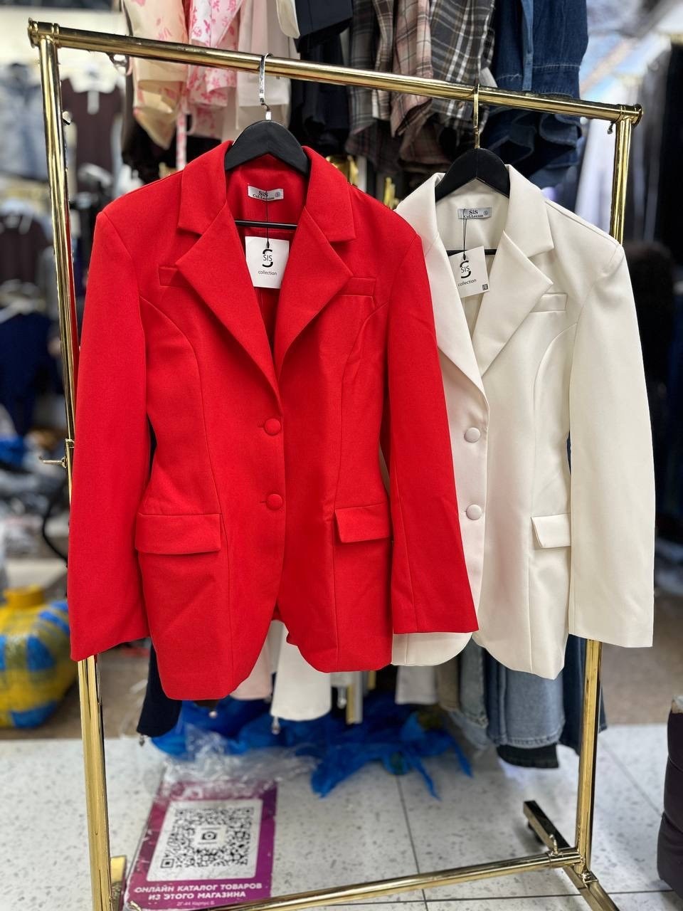 белый костюм,белый атласный пиджак,пиджак женский,костюм женский,пиджак