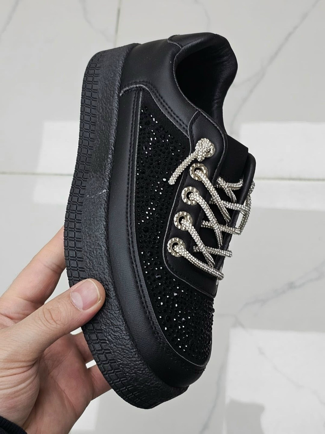 ,кроссовки со стразами,кроссовки женские,женская ,кроссовки женские со стразами