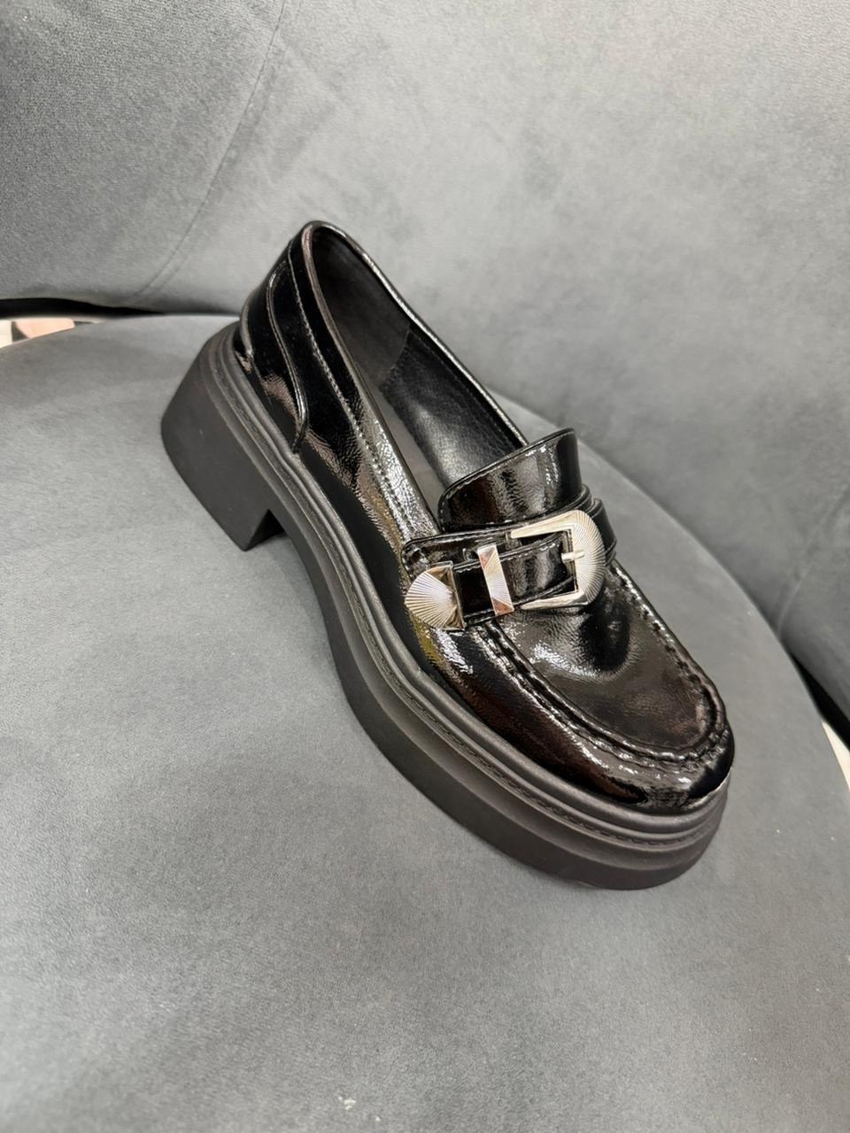 лоферы женские на высокой подошве,лоферы женские на высокой платформе,лоферы кари,лоферы женские,модные лоферы