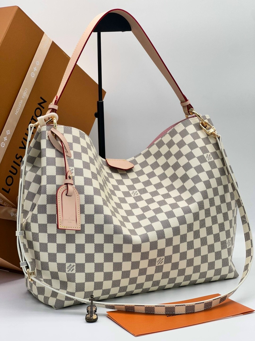 сумки луи виттон,сумка луи виттон женская,сумка хобо луи виттон,сумочка луи виттон,cумка louis vuitton