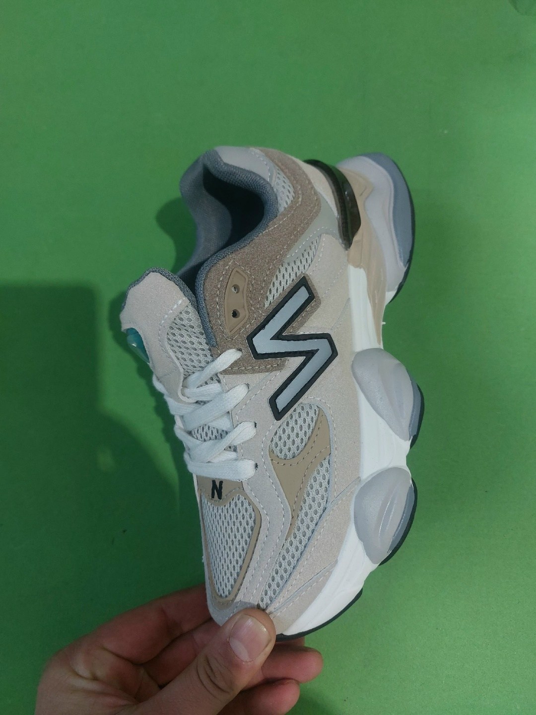 кроссовки женскиe,спортивная ,массивные кроссовки,кроссовки модные,баленсиага кроссовки