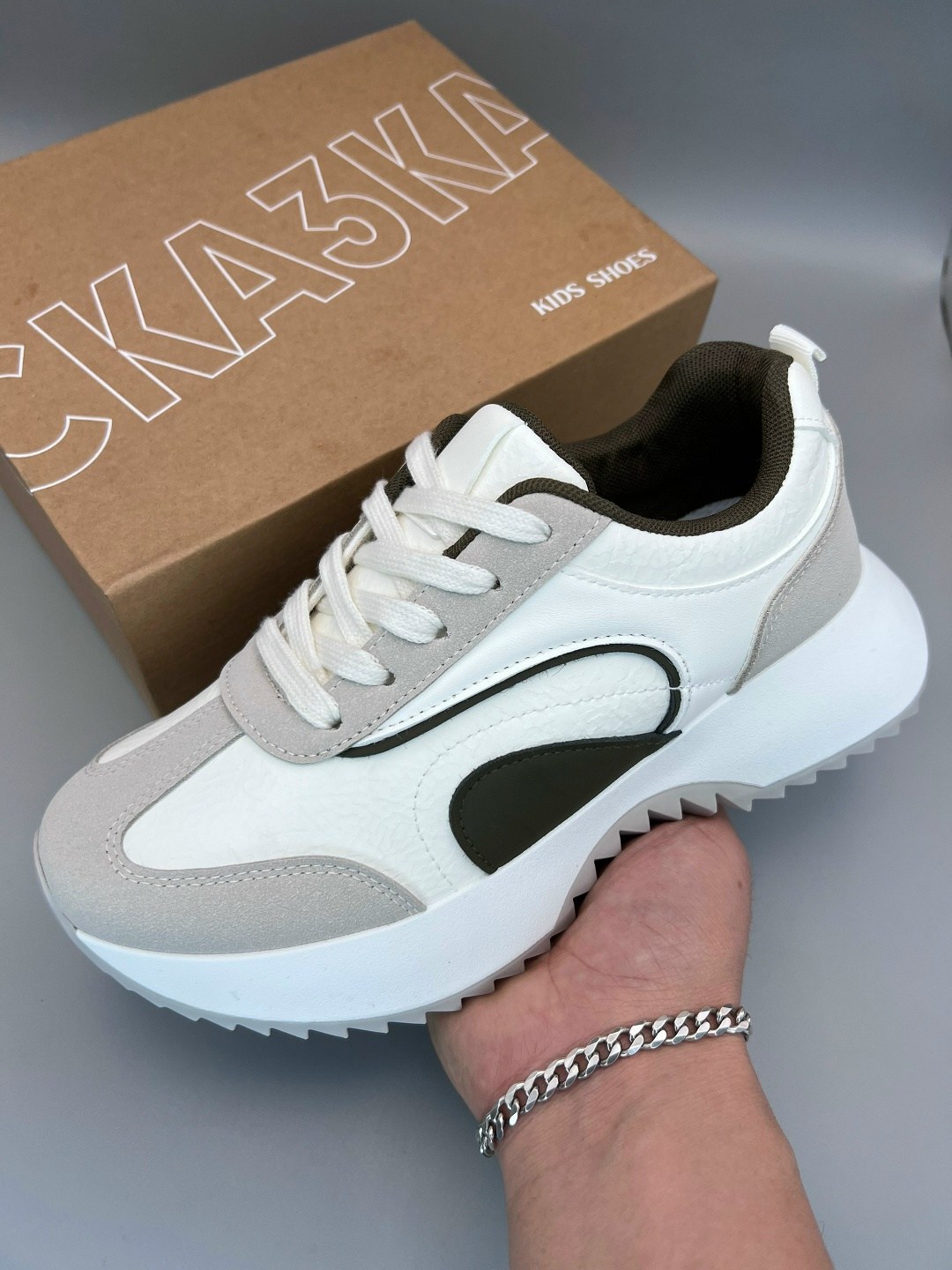 женские кроссовки,,кроссовка,повседневные кроссовки,кроссовки модные