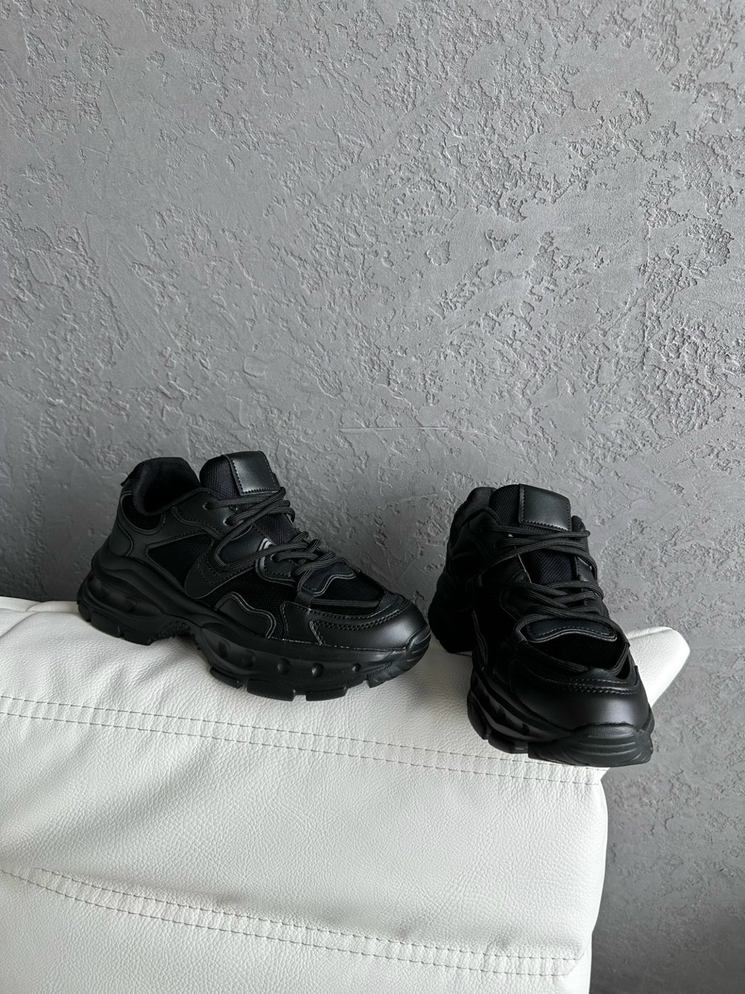 кроссовки черные,,кроссовки женские черные,кроссовки женские,кроссовки кожа