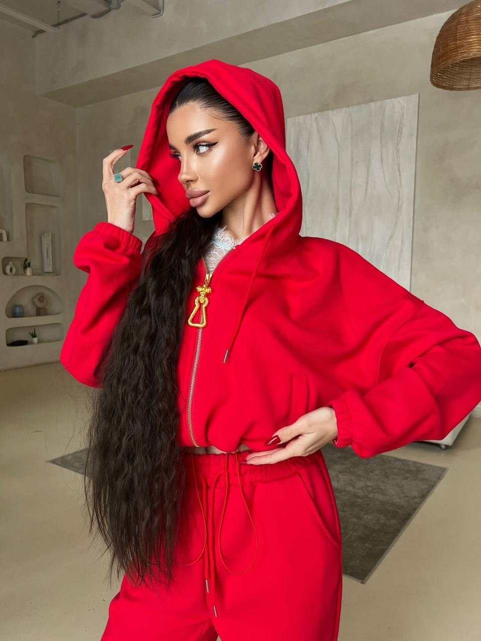 костюм спортивный женский,костюм спортивный,женский красный костюм miu miu,костюм красный,женские костюмы