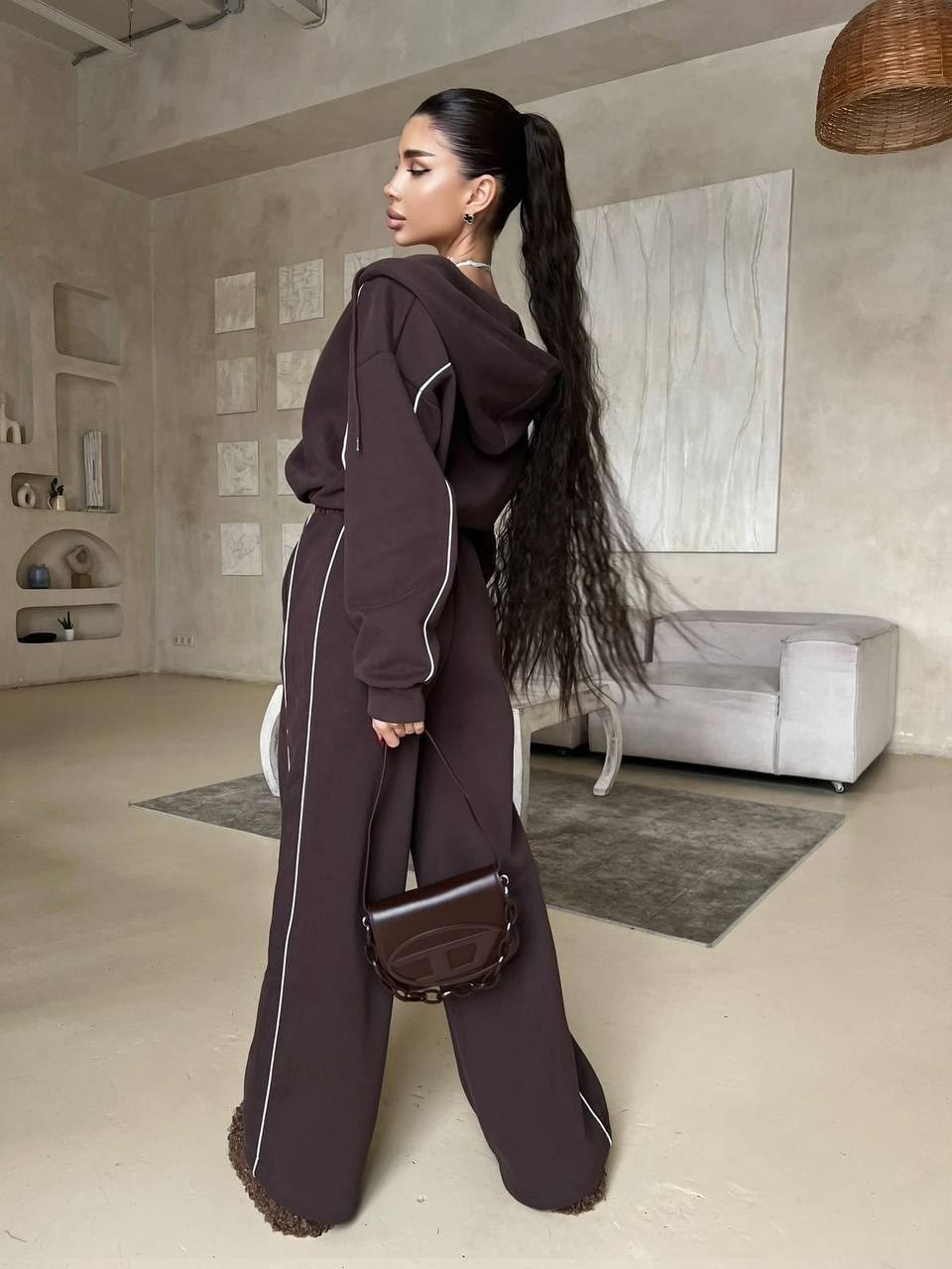 брючный костюм,стильный костюм,костюм спортивный женский,женский костюм,белые костюмы