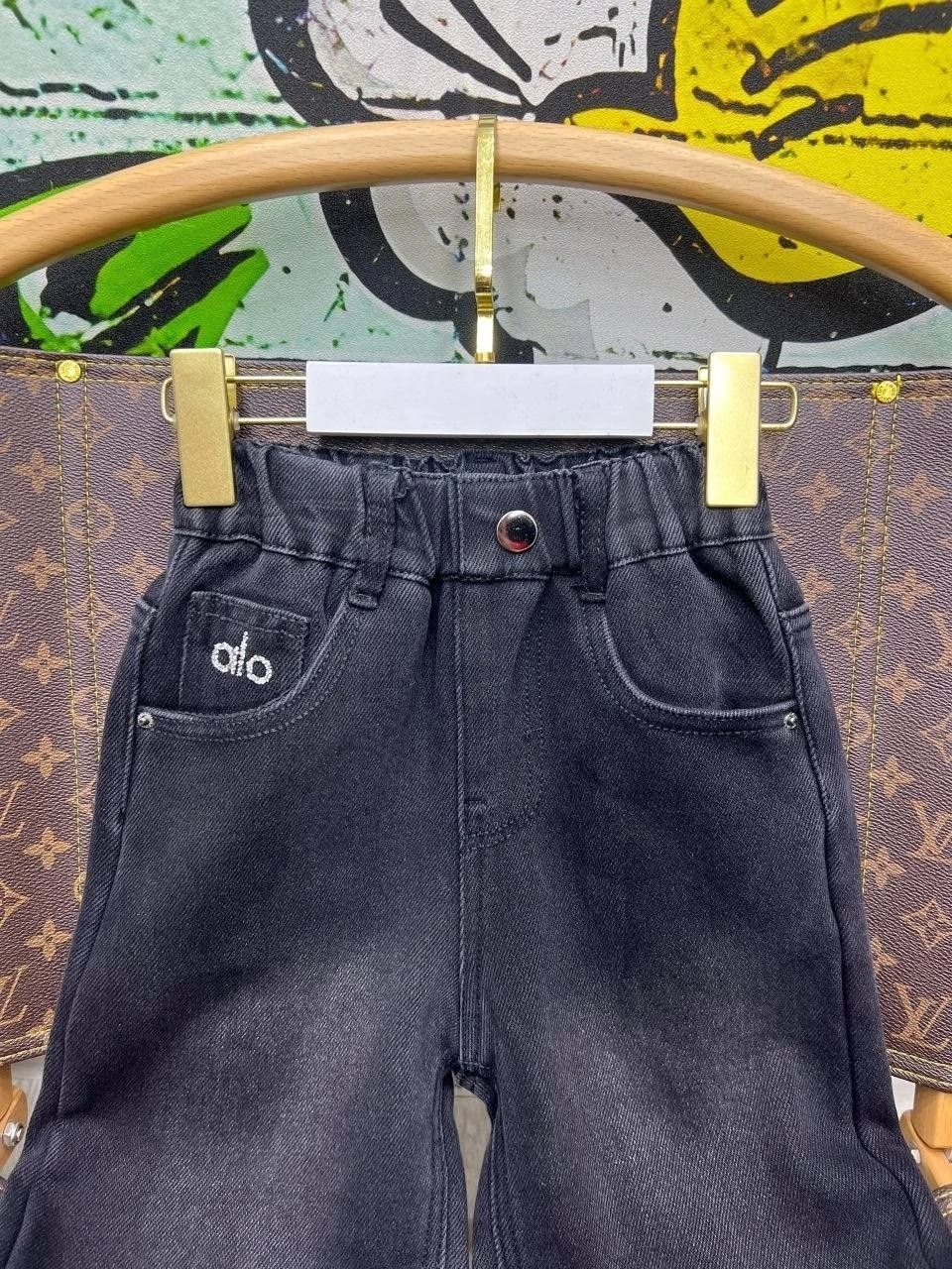 джинсы утепленные,джинсы для девочек,брюки джинсы,джинсы широкие,джинсы