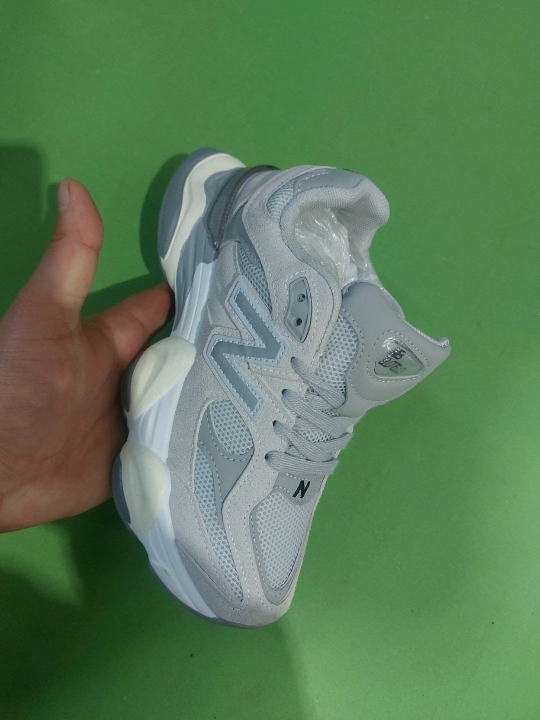 кроссовки женскиe,спортивная ,массивные кроссовки,кроссовки модные,баленсиага кроссовки