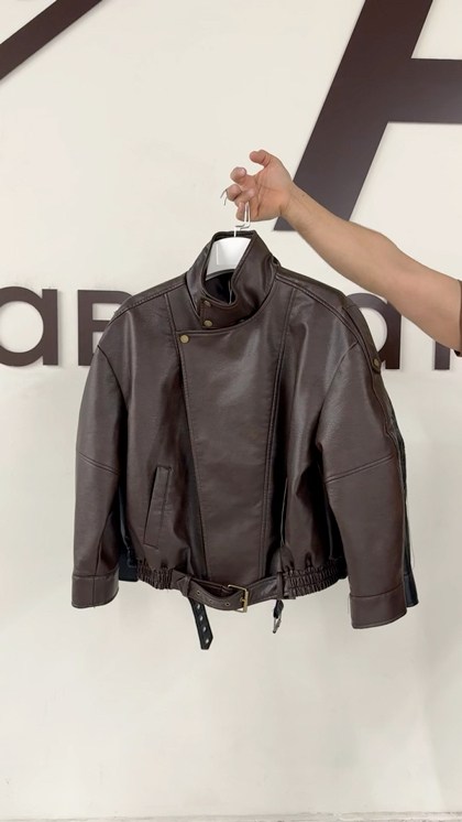 кожаная куртка,кожаная куртка yves saint laurent,женская кожаная куртка,кожаная куртка saint laurent,кожаная куртка sandro