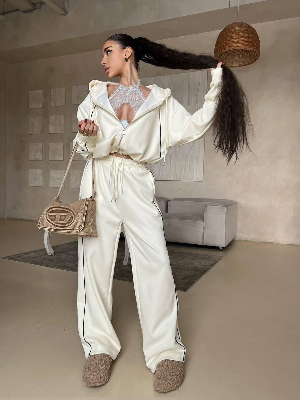 женский спортивный костюм,спортивный костюм,женский костюм,спортивный костюм модный,стильные женские костюмы