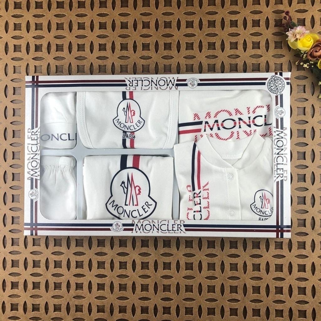 набор для новорожденного,в стиле шанель,набор одежды для новорожденного,комплект для новорожденного,одежда для новорожденного