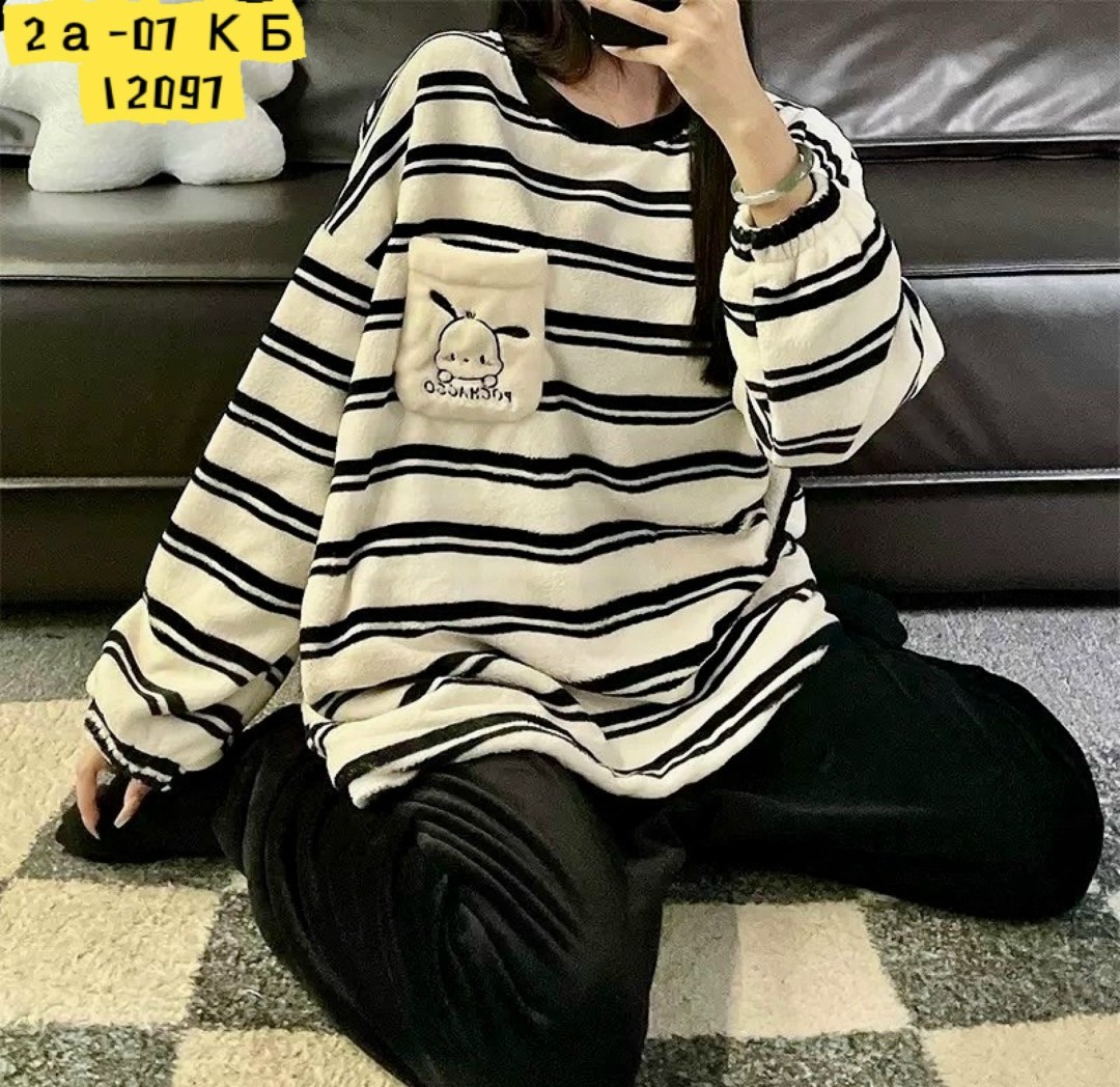 пижама женская со штанами теплая домашняя плюшевая,пижама женская со штанами теплая домашняя,пижама со штанами плюшевая теплая,плюшевая пижама,женская пижама