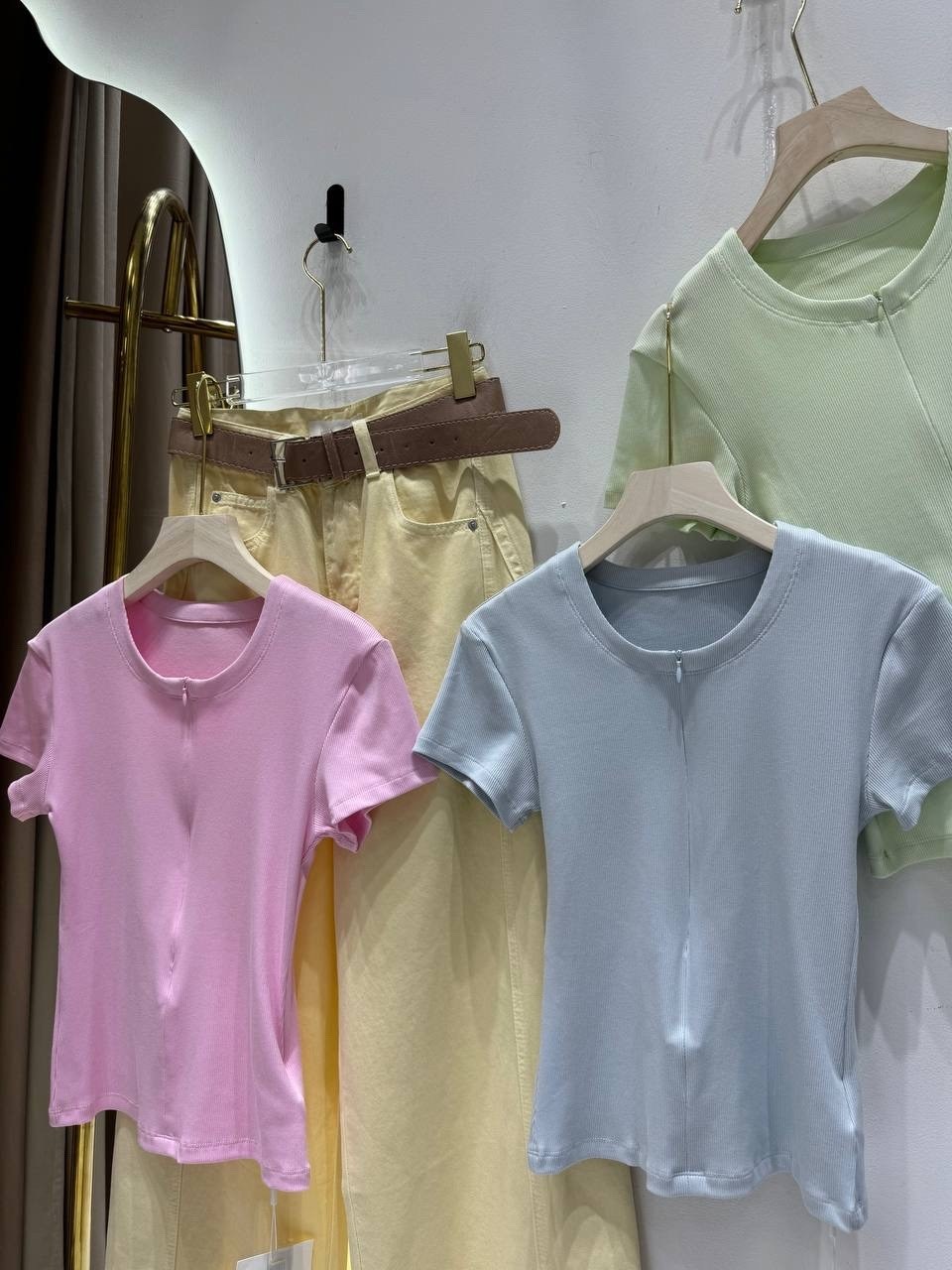 женская футболка,женская майка,майка бельевая женская,базовая майка,укороченная футболка