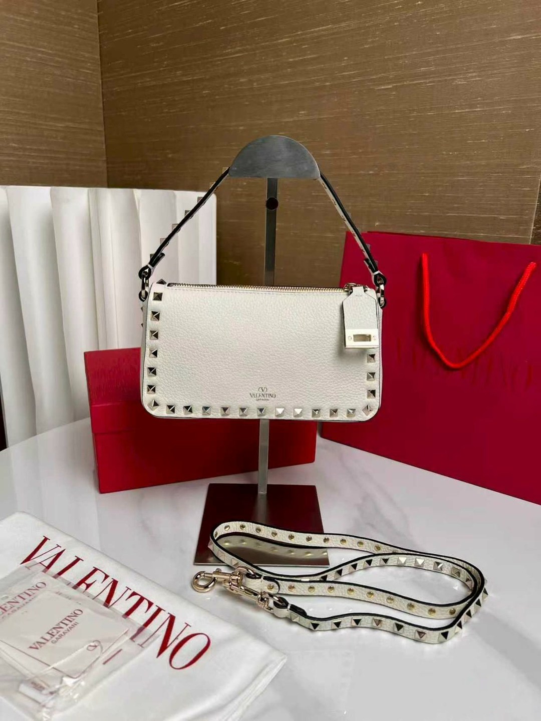 valentino сумка,сумка,сумки,valentino сумка на плечо,сумки модные