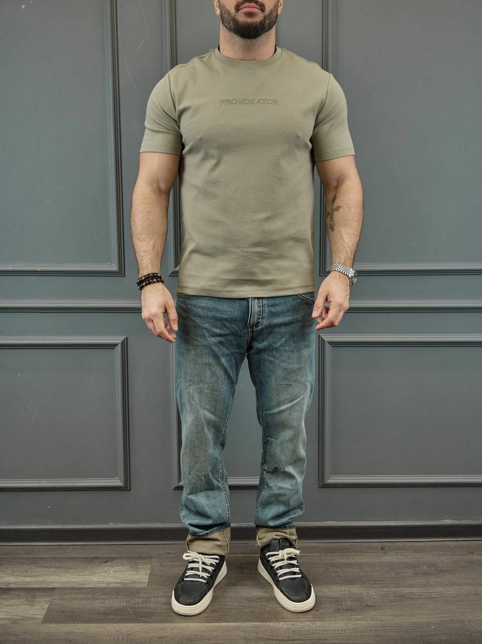 стильная футболка мужская,мужская футболка,футболка цвет,футболки базовая,футболка