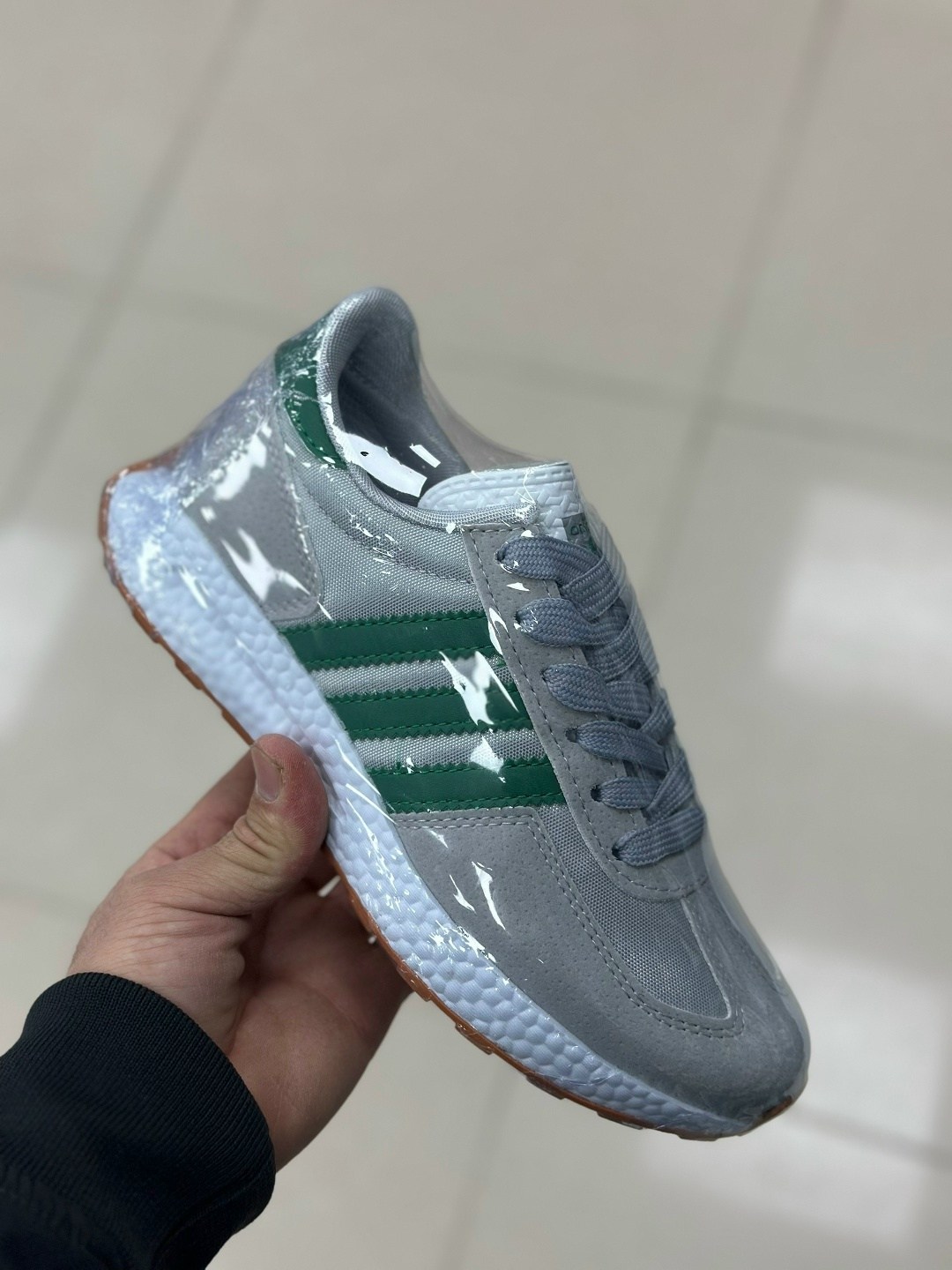 кроссовки adidas,кроссовки,кроссовки женские adidas,кроссовки adidas retropy e 5,женские кроссовки