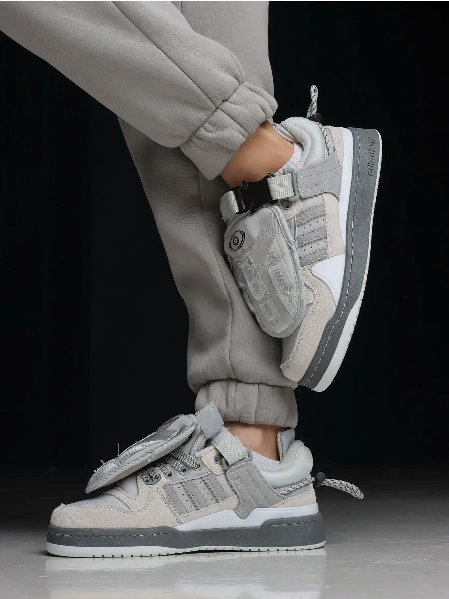 кроссовки adidas,adidas forum low bad bunny grey,кроссовки адидас,кроссовки adidas bad bunny,кроссовки мужские adidas