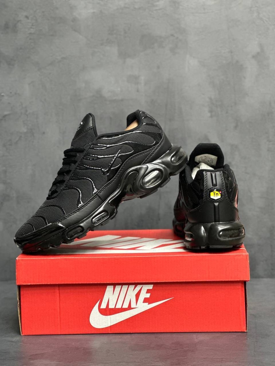 nike tn air max plus black,кроссовки nike air max "tn plus",мужские кроссовки nike air max tn plus,кроссовки nike air max plus,nike air max plus tn