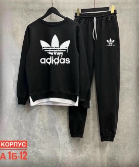 Костюм