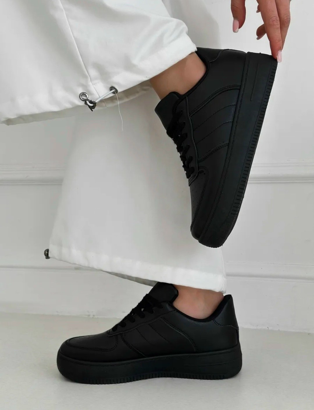 ,кроссовки женскиe,черные кроссовки женские,черные кроссовки,обуви