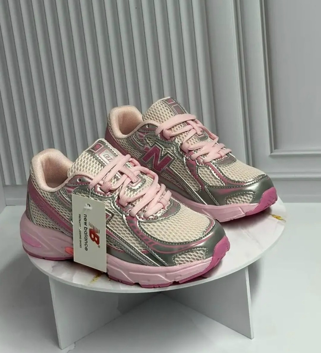 кроссовки для девочек,детские кроссовки,женские кроссовки,розовые кроссовки,кроссовки для детей