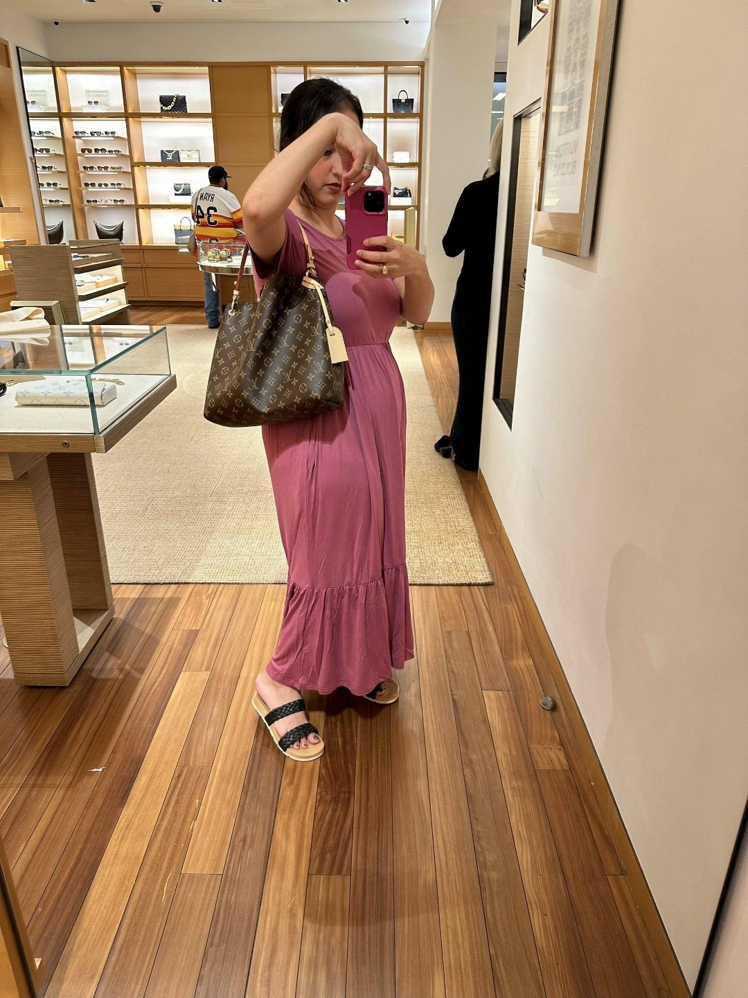 louis vuitton graceful pm,сумка женская louis vuitton,сумки луи виттон,сумкa louis vuitton,сумка louis vuitton montaigne