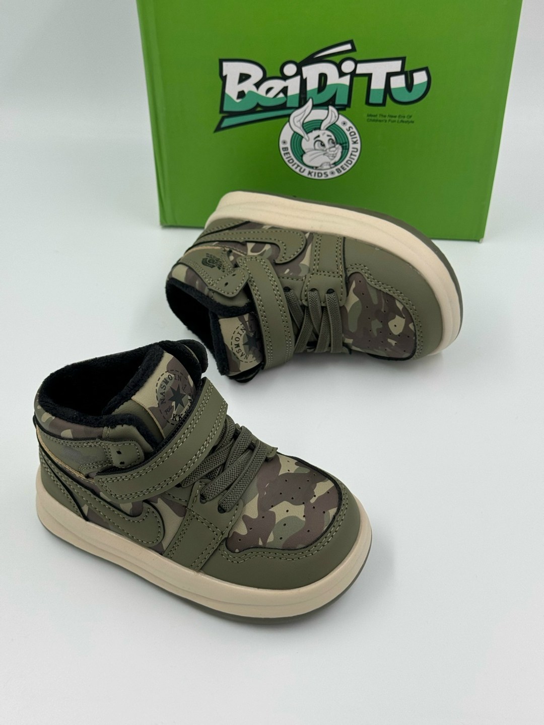 детские ботинки, детская,кроссовки,детские кроссовки,кеды для детей