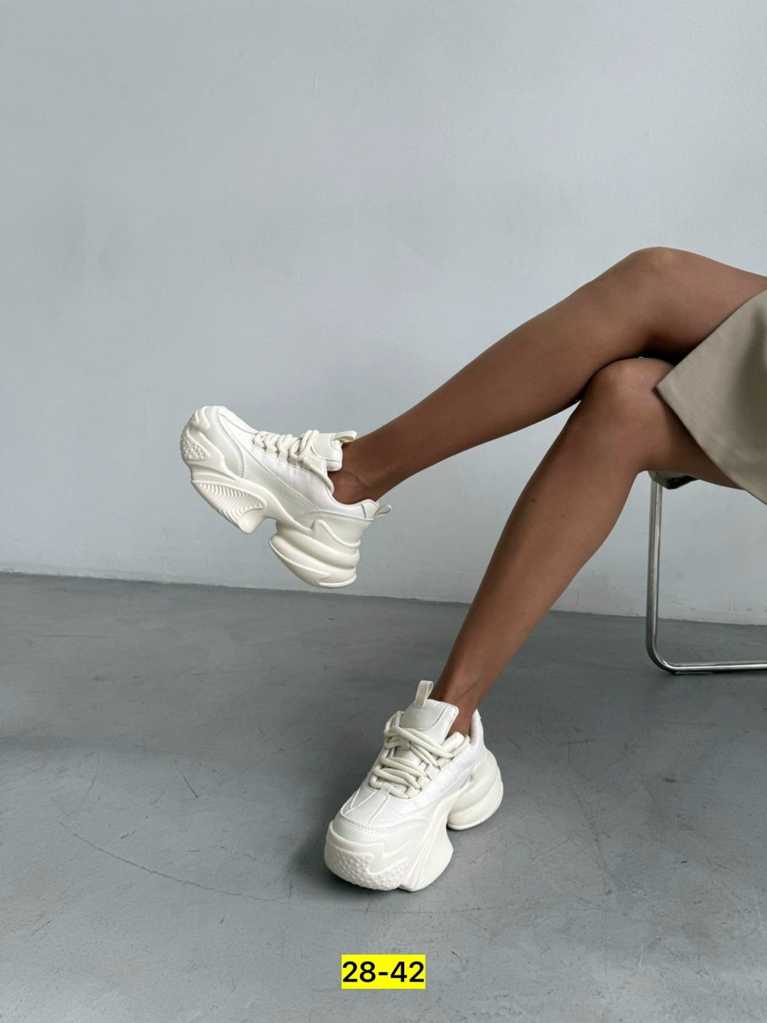 ,кроссовки женские,женские массивные кроссовки,кроссовки массивные, женская