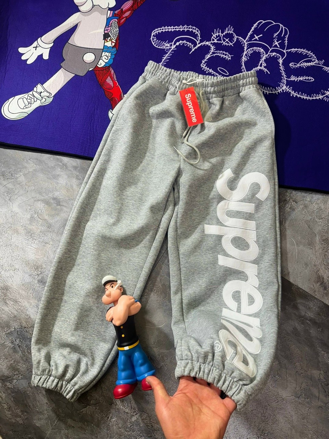 штаны суприм,спортивные штаны,спортивные брюки,брюки спортивные supreme,повседневные брюки