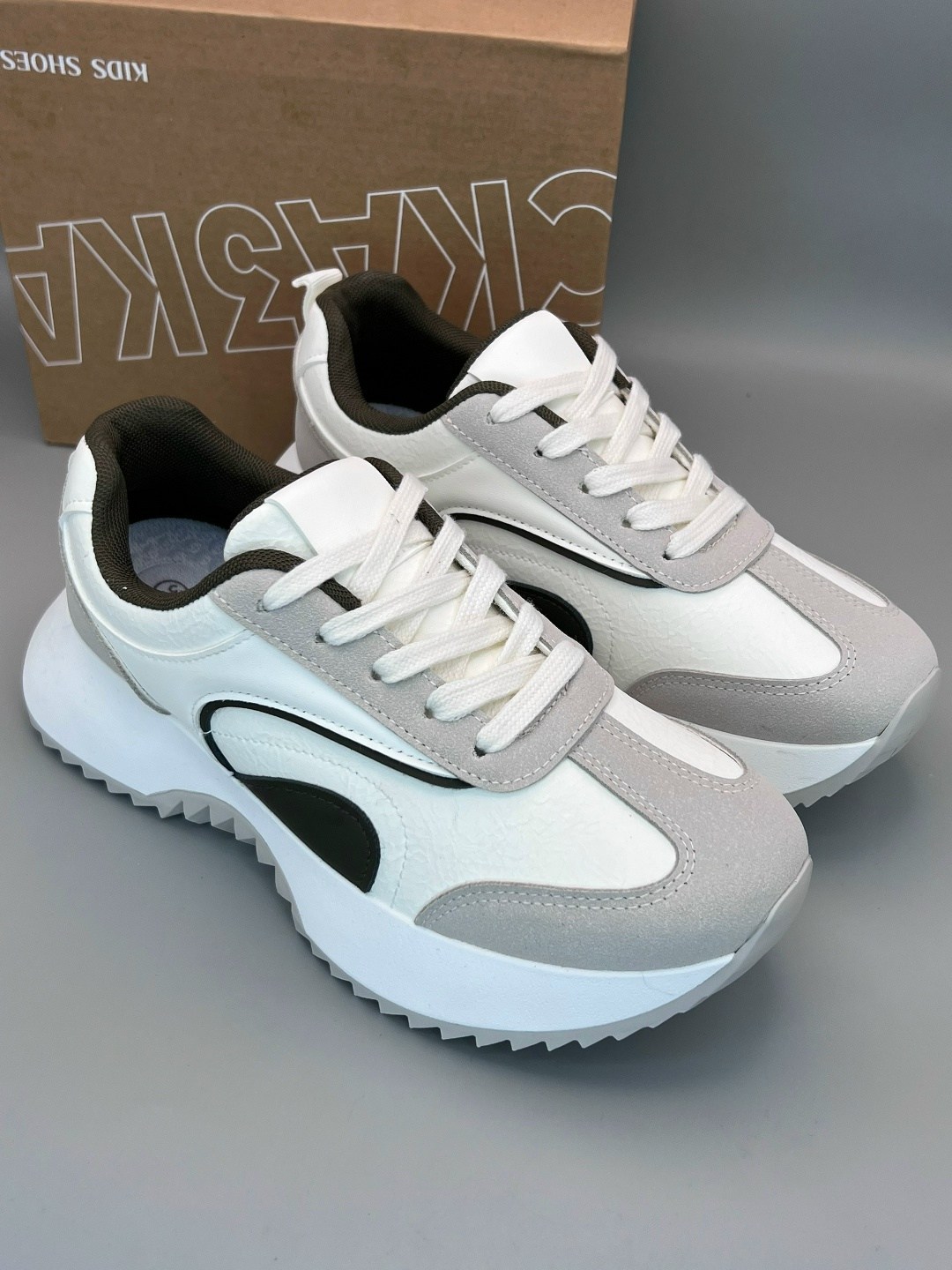 женские кроссовки,,кроссовка,повседневные кроссовки,кроссовки модные