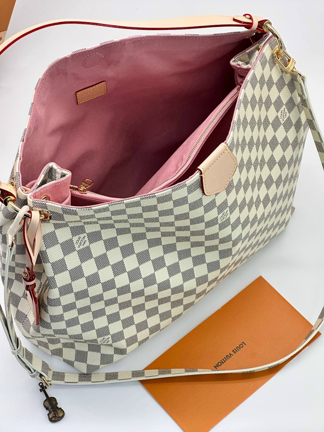 сумки луи виттон,сумка луи виттон женская,сумка хобо луи виттон,сумочка луи виттон,cумка louis vuitton